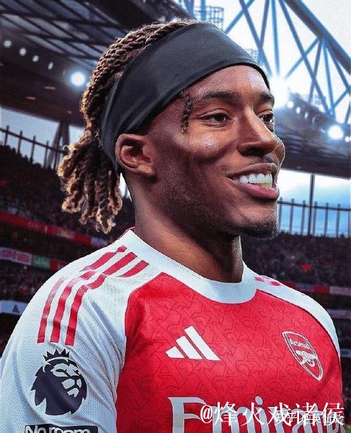 马杜埃凯阿森纳欧冠首秀连入三球，为枪手再添辉煌